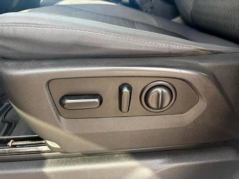 Used 2019 Chevrolet Silverado 1500 LT w/ All-Star Edition image 24