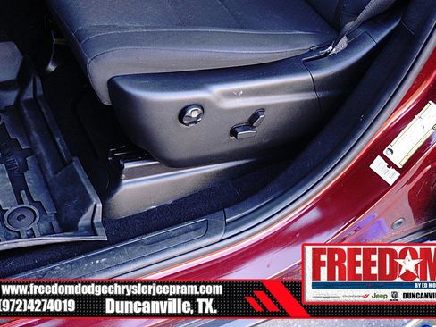 Certified 2021 Jeep Grand Cherokee Laredo image 34