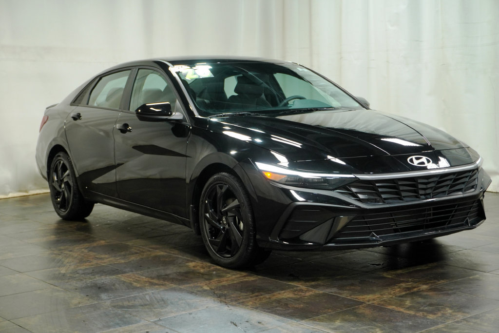 Certified 2026 Hyundai Elantra Sport FWD image 1