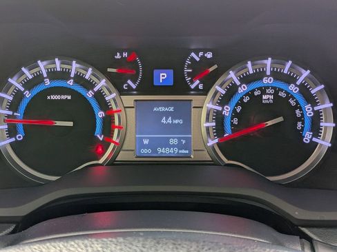 Used 2014 Toyota 4Runner Limited RWD image 16