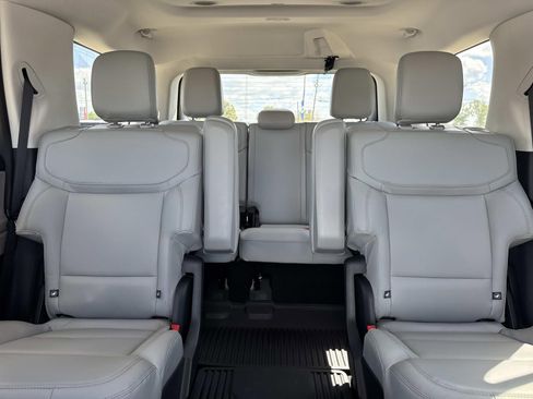 New 2026 Ford Expedition Active RWD image 7
