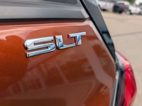 Used 2019 GMC Terrain SLT w/ Preferred Package FWD image 26