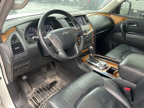 Used 2012 INFINITI QX56 Base w/ Theater Pkg image 18