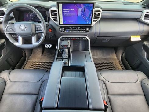 Used 2025 Toyota Tundra Platinum w/ TRD Off-Road Package AWD/4WD image 20