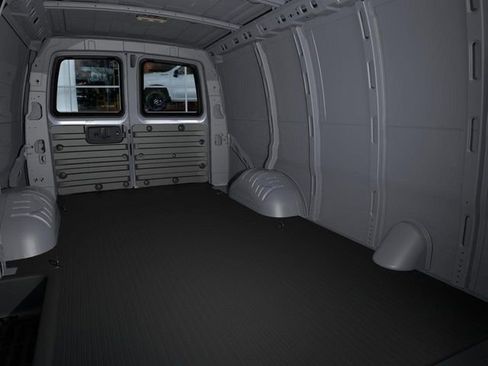 New 2025 Chevrolet Express 2500 Work Van w/ Communications Package image 18