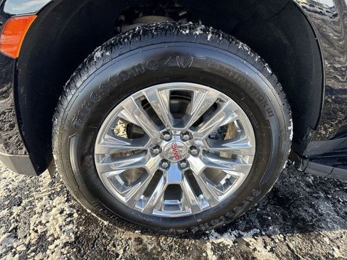 Certified 2023 GMC Yukon Denali w/ Advanced Technology Package image 19