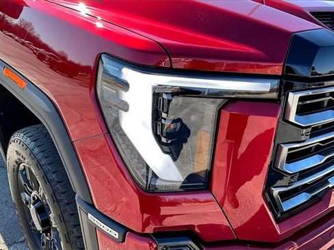 Used 2025 GMC Sierra 3500 AT4 w/ AT4 Premium Plus Package image 33