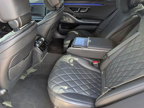 Used 2022 Mercedes-Benz S 580 4MATIC Sedan image 21