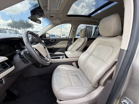 Used 2020 Lincoln Aviator Reserve w/ Equipment Group 201A AWD/4WD image 27