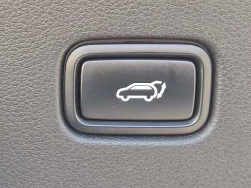 Used 2025 Kia Sportage X-Line w/ Premium Package image 24