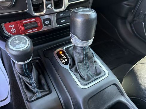 Used 2021 Jeep Wrangler Unlimited Rubicon 4xe w/ Steel Bumper Group image 15