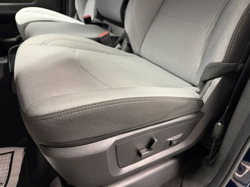 Used 2024 RAM 2500 Big Horn w/ Bed Utility Group image 26