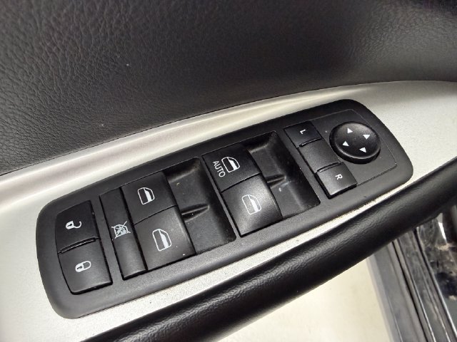 Used 2019 Dodge Journey SE FWD image 26