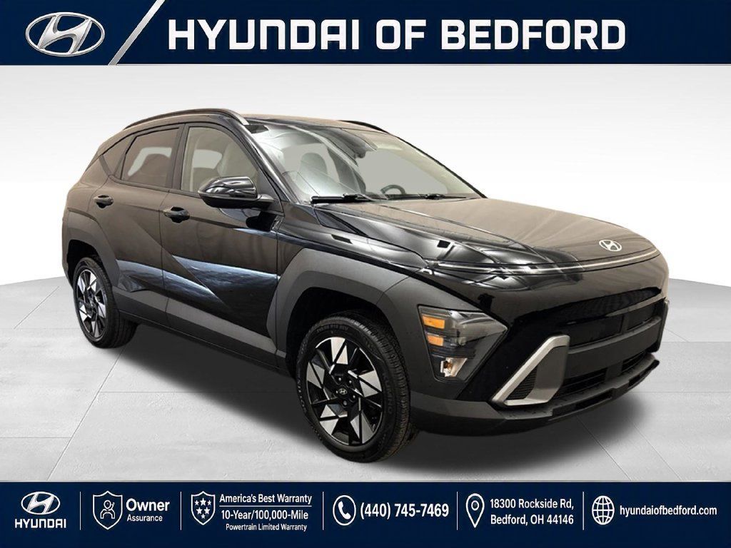Used 2024 Hyundai Kona SEL AWD/4WD image 3