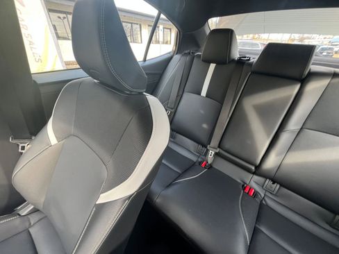 Used 2025 Toyota Camry SE image 33