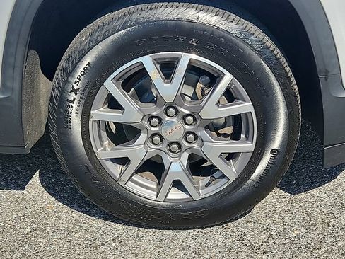 Certified 2020 GMC Acadia SLT AWD/4WD image 8