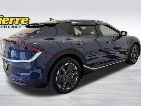 Used 2025 Kia EV6 Light AWD/4WD image 8