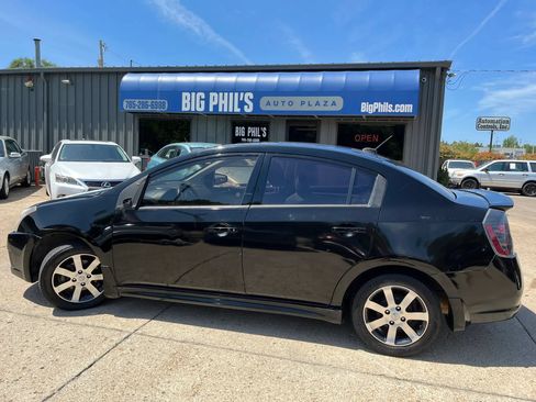 Used 2011 Nissan Sentra 2.0 SR w/ Special Edition Pkg FWD image 7