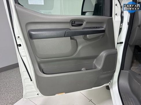 Used 2019 Nissan NV 3500 SV w/ Navigation Package image 5