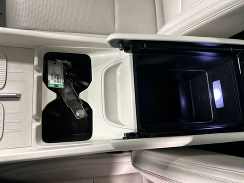 Used 2024 Hyundai Santa Fe Calligraphy image 19