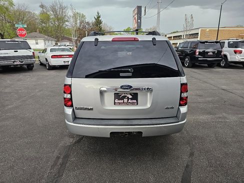 Used 2010 Ford Explorer XLT image 9
