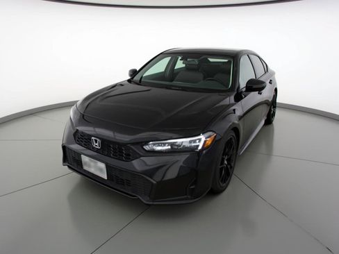 Used 2025 Honda Civic Sport image 3