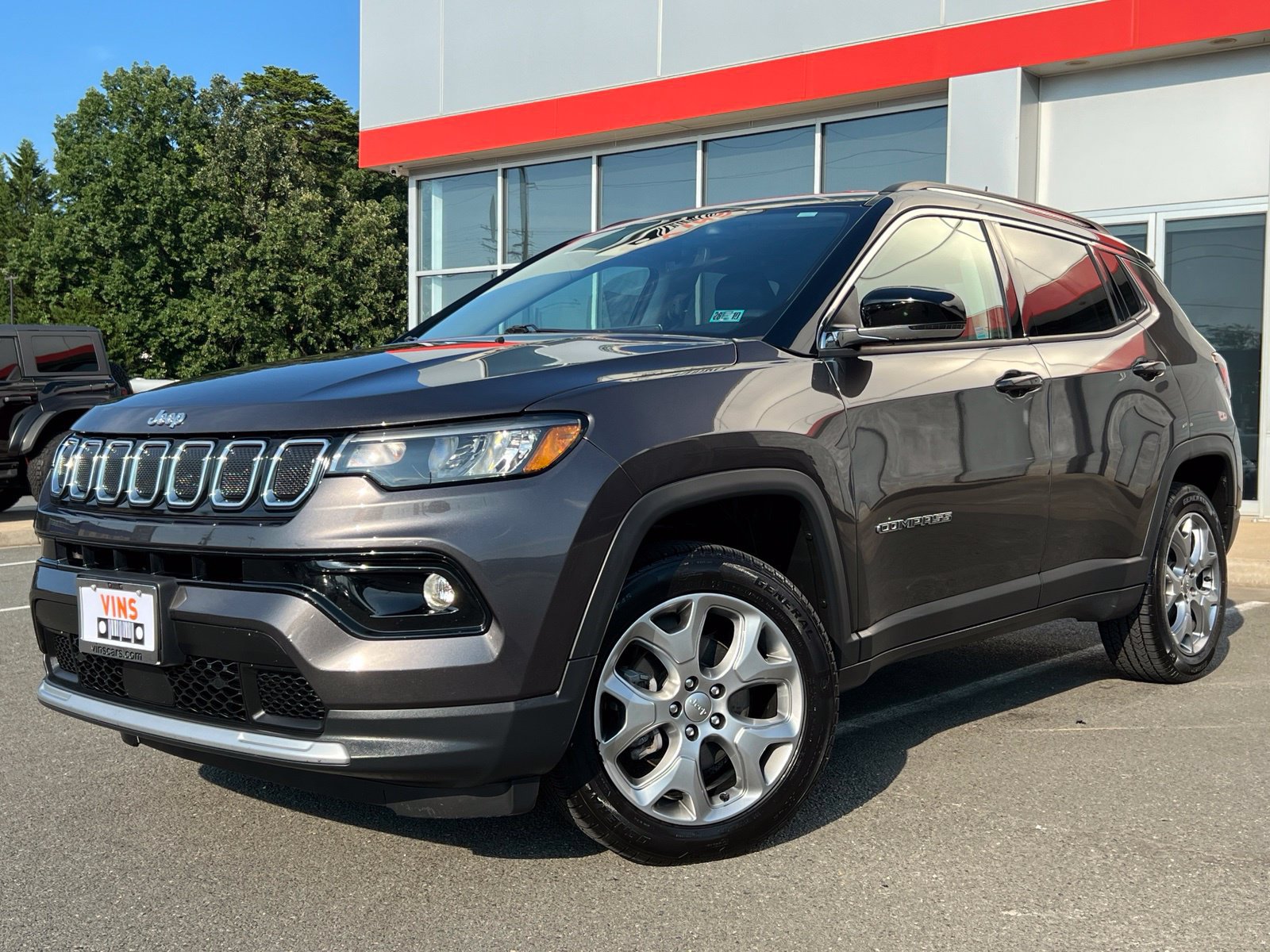 Used 2022 Jeep Compass Limited AWD/4WD image 24