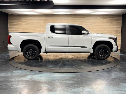Used 2024 Toyota Tundra Platinum AWD/4WD image 11