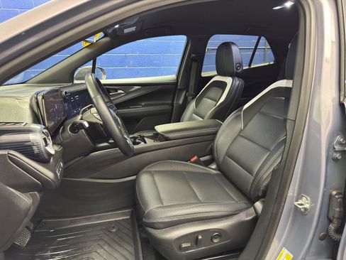 Used 2024 Chevrolet Blazer EV LT image 16