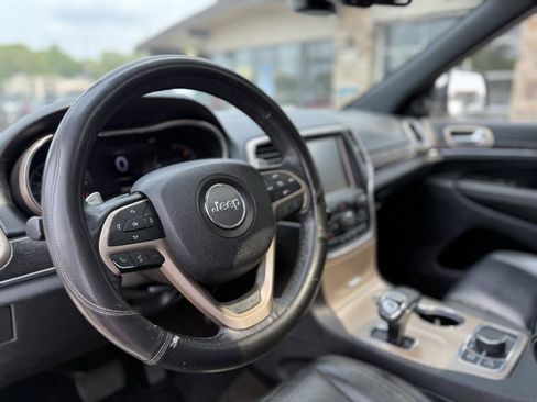Used 2015 Jeep Grand Cherokee Limited AWD/4WD image 10