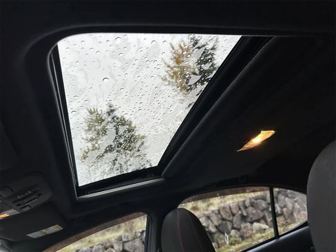 Used 2015 Subaru WRX Premium image 14