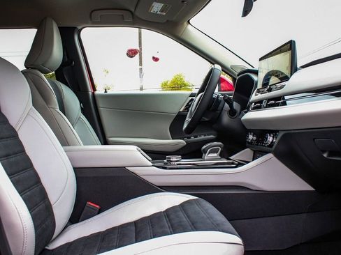 New 2025 Mitsubishi Outlander SE AWD/4WD image 42