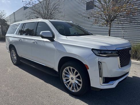 Used 2021 Cadillac Escalade ESV Premium Luxury w/ Driver Assist Tech Package image 4