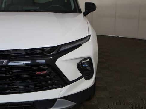 Used 2024 Chevrolet Blazer LT w/ Convenience Package FWD image 15