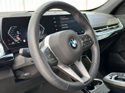 Used 2025 BMW X1 xDrive28i w/ Technology Package image 20