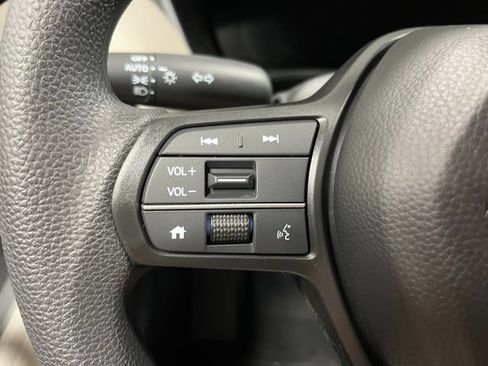 New 2027 Honda HR-V LX image 16