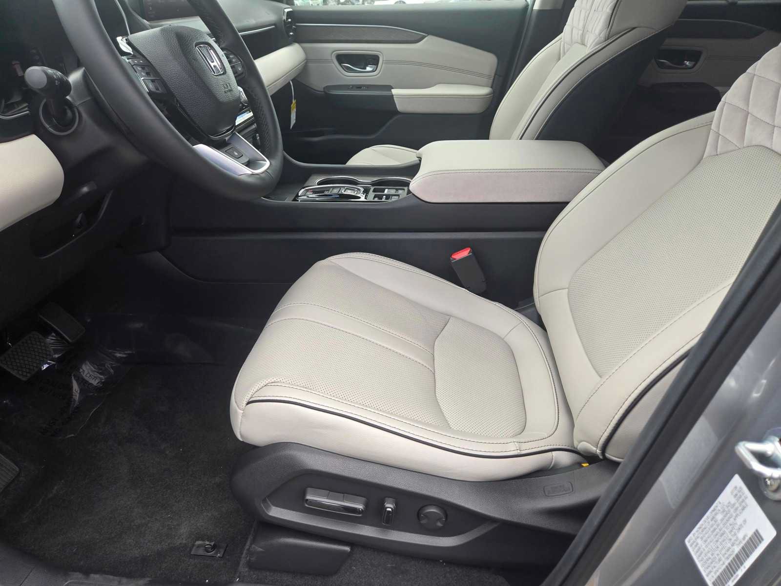 New 2026 Honda Pilot Elite image 7