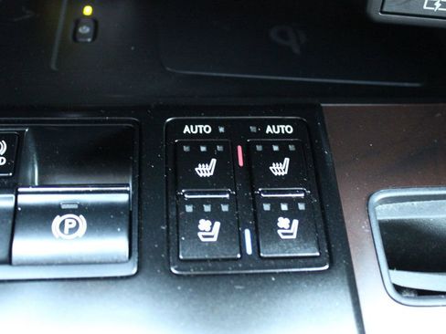 Used 2021 Lexus RX 450h RX 450h AWD w/ Premium Package image 11