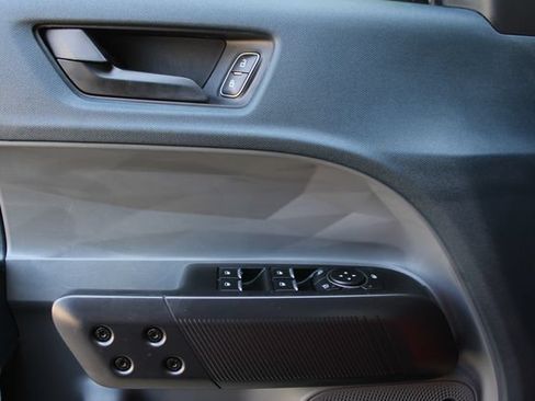 Used 2024 Ford Maverick Lariat w/ Black Appearance Package FWD image 14