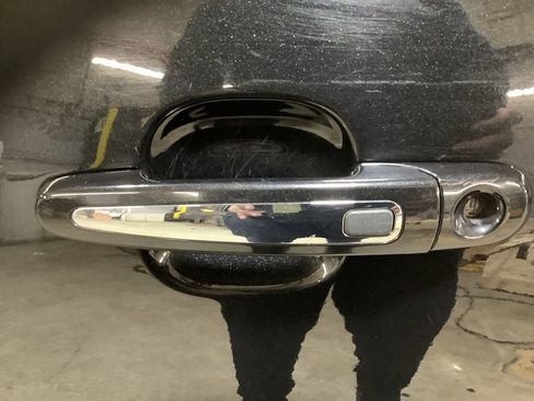 Used 2015 Lincoln MKS AWD w/ Equipment Group 101A image 16