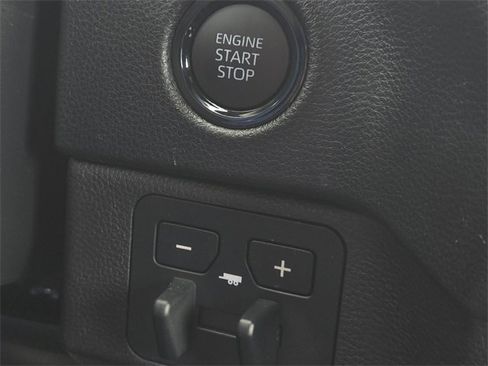 Used 2025 Toyota Tundra SR5 image 23