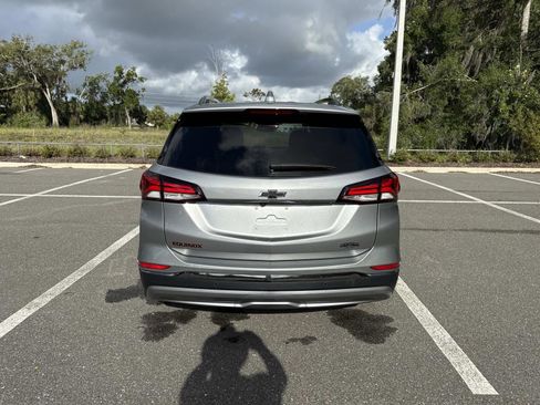 Used 2023 Chevrolet Equinox Premier FWD image 4