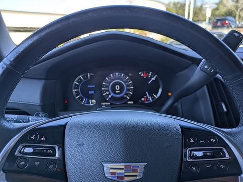 Used 2019 Cadillac Escalade 2WD image 32