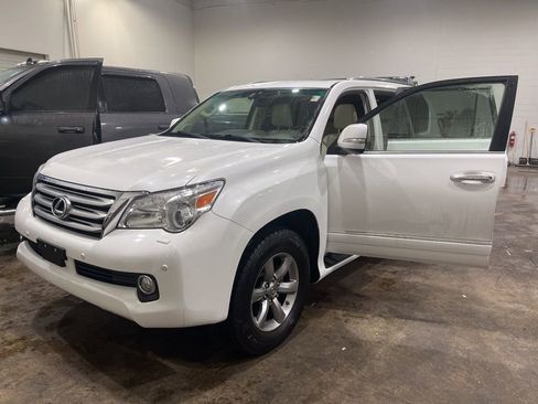 Used 2013 Lexus GX 460 Premium AWD/4WD image 28