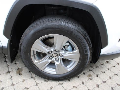 Used 2025 Toyota RAV4 LE AWD/4WD image 14