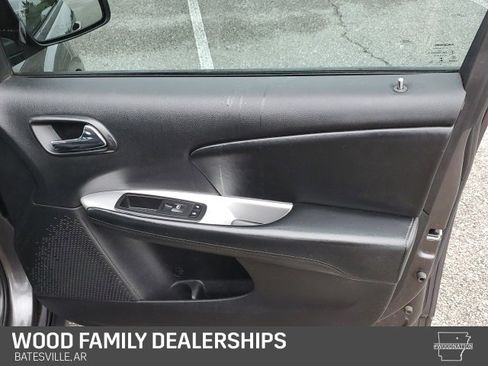 Used 2018 Dodge Journey SE w/ Popular Equipment Group image 34