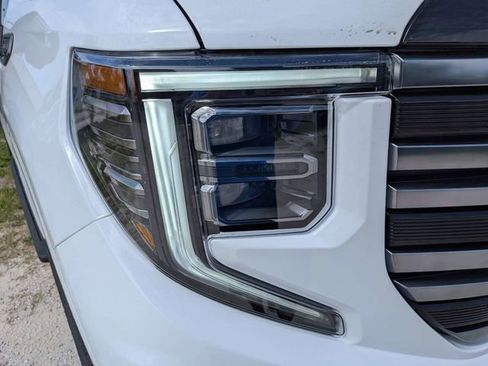 New 2026 GMC Sierra 1500 AT4 w/ AT4 Premium Package AWD/4WD image 9