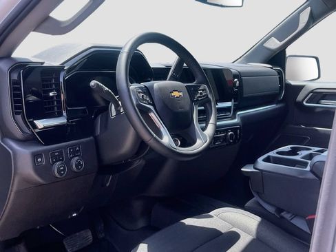 Used 2026 Chevrolet Silverado 1500 LT w/ Safety Package AWD/4WD image 9