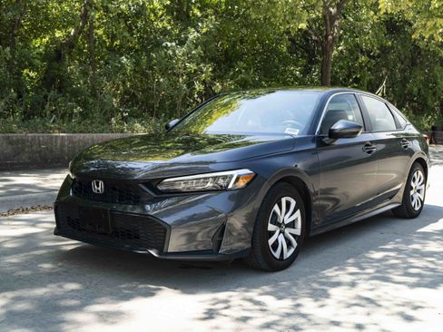 Certified 2025 Honda Civic LX image 5