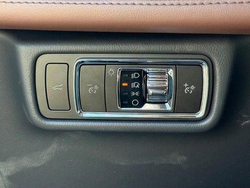 New 2026 Lincoln Aviator Reserve w/ Luxury Package AWD/4WD image 19